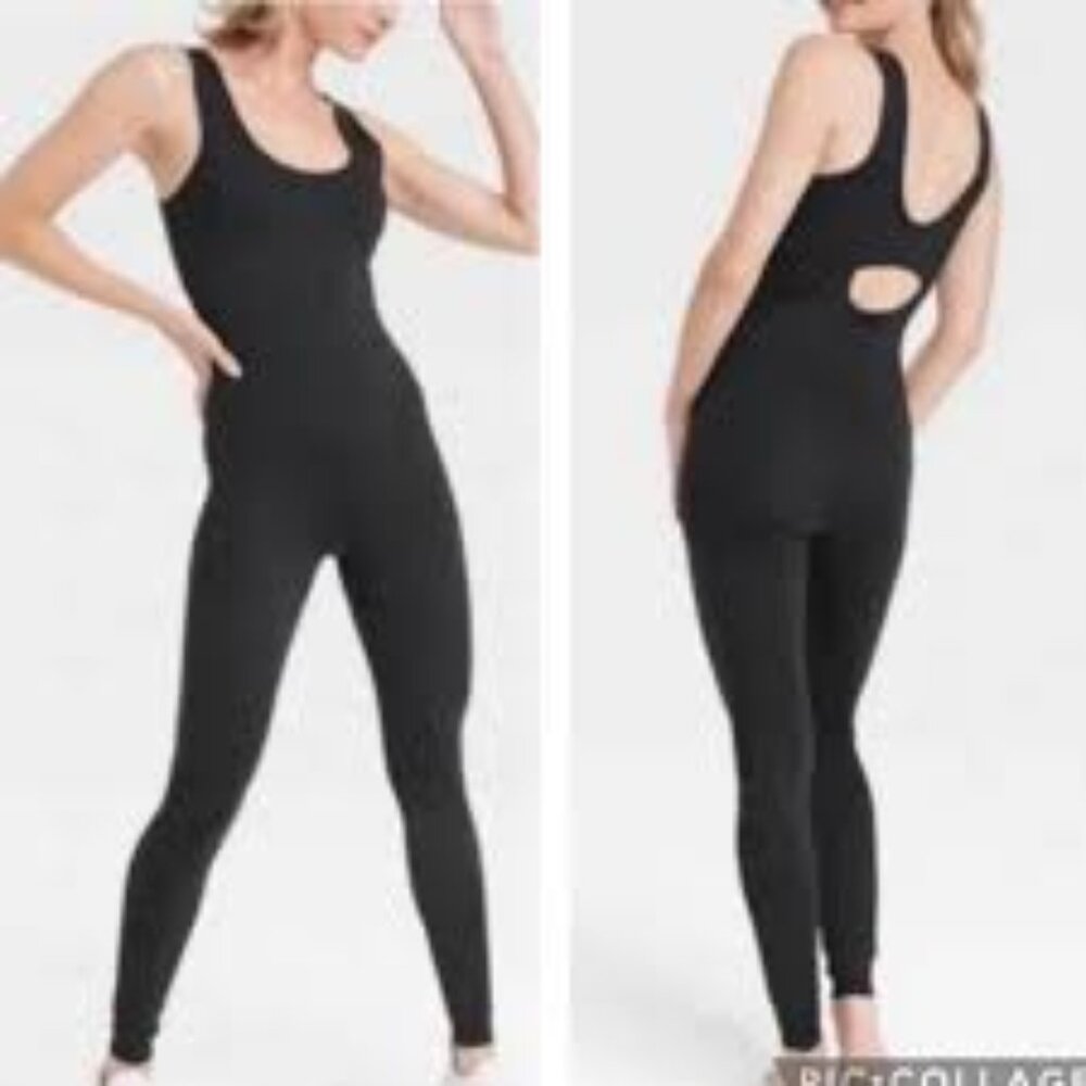 NWT 3 All in Motion Exercise Scoop Neck Bodysuit in Brushed Sculpt